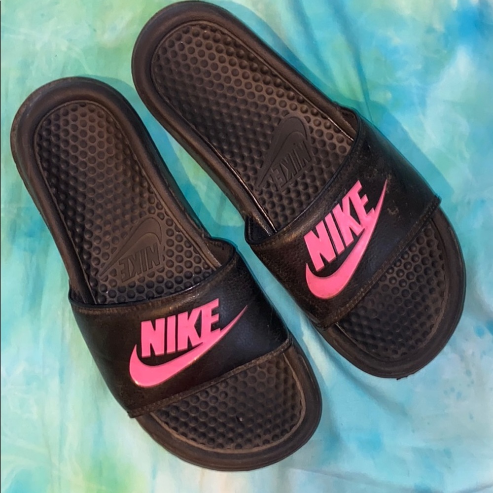 Nike slides